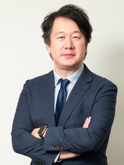 山和証券・志田憲太郎さん●元トレーダーという異色の経歴を持つアナリスト。財務やバリュエーションに加え、需給や株価動向も重視した分析が特徴で、幅広い業種・銘柄の分析に精通する。