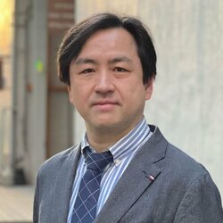 安蔵靖志（あんぞう・やすし）●IT・家電ジャーナリスト、All Aboutデジタル・家電ガイド。ビジネス・IT系出版社で編集記者を務めた後、フリーランスに。デジタル家電や生活家電に関する記事を執筆するほか、テレビ、ラジオ、新聞、雑誌など多数のメディアで活躍。一般財団法人家電製品協会認定の家電製品総合アドバイザー（プラチナグレード）、スマートマスター。